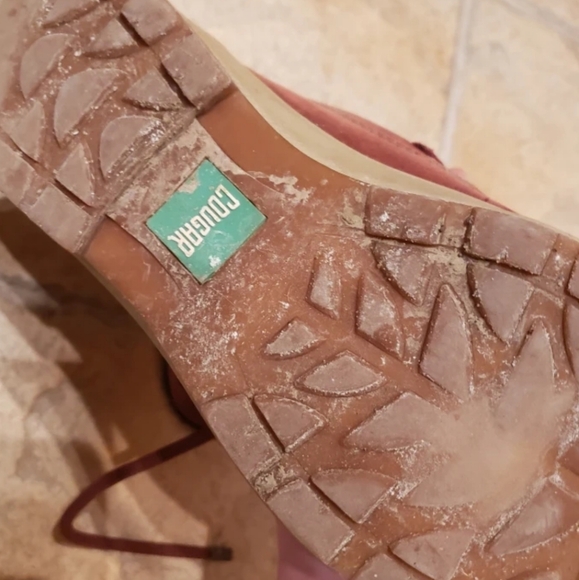 Cougar Boots - size 9.5 - Picture 3 of 3